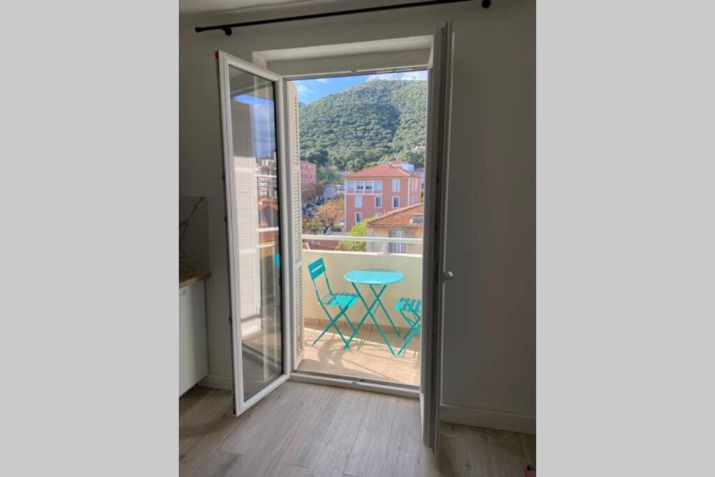 Ajaccio Magnifique T2 Neuf 40M2 Avec Balcon Au Trottel 4 Couchages Wifi Clim Parking Plage A Pieds 100M Экстерьер фото